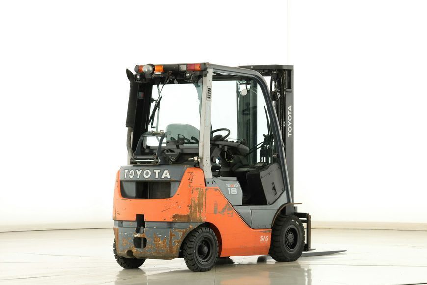 Toyota 02-8-FGF-18 177309 фото