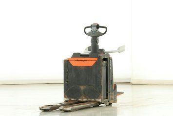 Toyota LPE-200 176302 фото