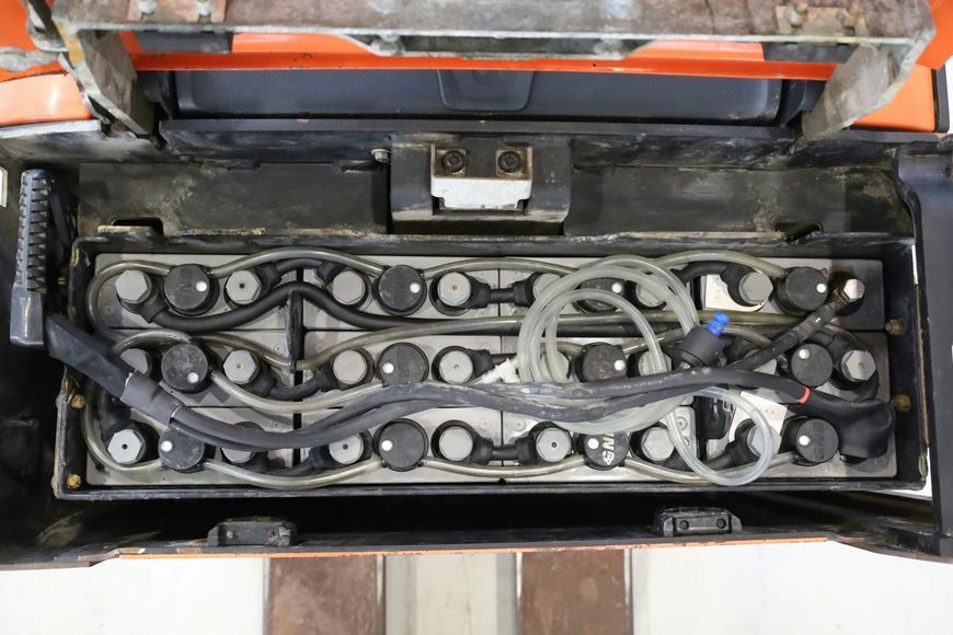 Toyota LPE-200 176303 фото
